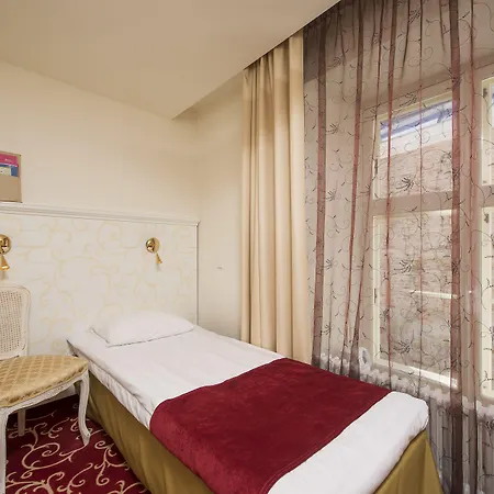 Meriton Old Town Garden 4* Tallinna
