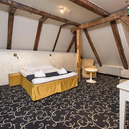 Meriton Old Town Garden Ταλίν