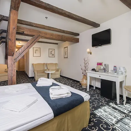 Meriton Old Town Garden 4* Ταλίν