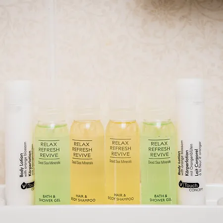 Meriton Old Town Garden Hotel