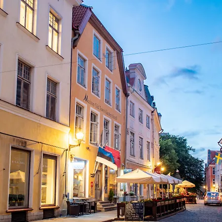 Meriton Old Town Garden Ξενοδοχείο