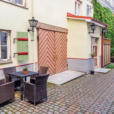 Ξενοδοχείο Meriton Old Town Garden Ταλίν