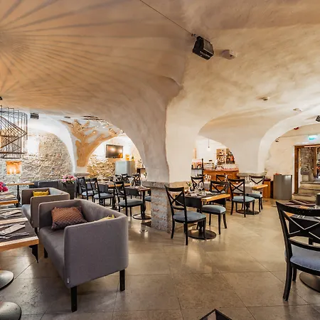 Ξενοδοχείο Meriton Old Town Garden Ταλίν