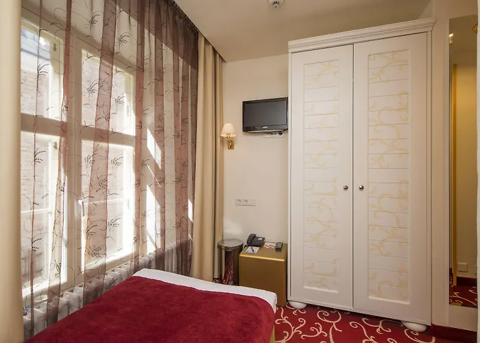 Hotel Meriton Old Town Garden Reval