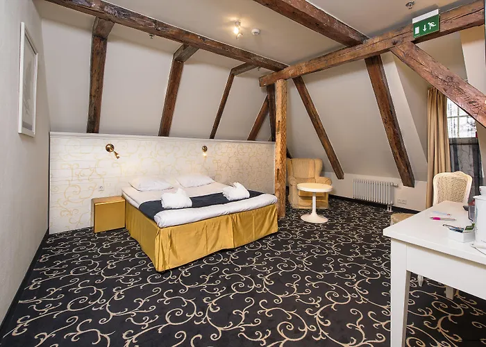 Meriton Old Town Garden Reval