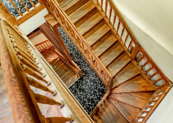 Meriton Old Town Garden