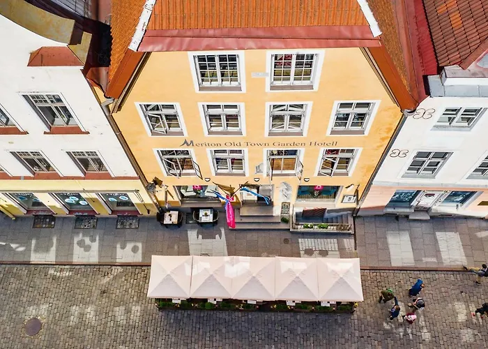 Meriton Old Town Garden Reval