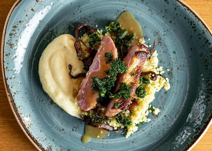 Ξενοδοχείο Meriton Old Town Garden 4*