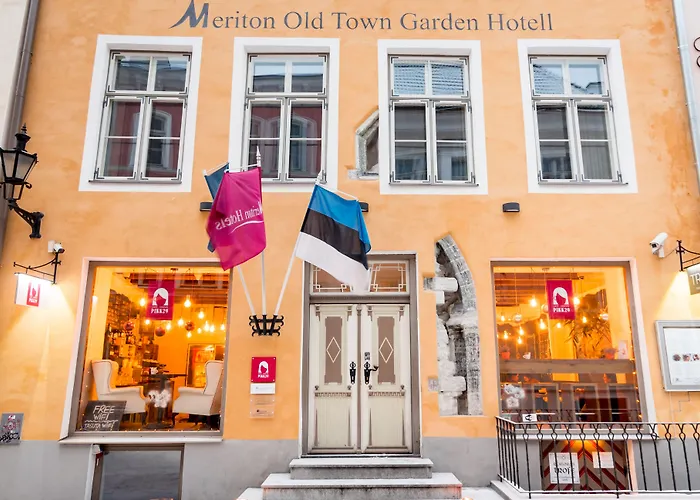 Ξενοδοχείο Meriton Old Town Garden 4*